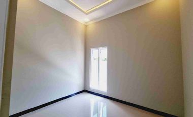 Rumah Mewah 2Lt Progres Bangun Dekat Kampus UMS Laweyan