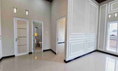 Rumah Mewah 2Lt Progres Bangun Dekat Kampus UMS Laweyan