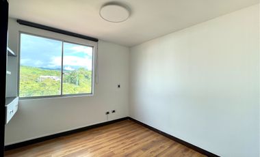 Extraordinario apartamento con 113 m2 en Alcaravan Conjunto Residencial. Pinares. Megacentro. Pereira - Colombia.