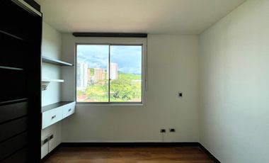 Extraordinario apartamento con 113 m2 en Alcaravan Conjunto Residencial. Pinares. Megacentro. Pereira - Colombia.