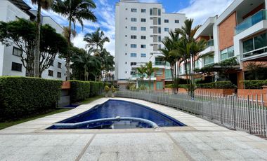 Extraordinario apartamento con 113 m2 en Alcaravan Conjunto Residencial. Pinares. Megacentro. Pereira - Colombia.