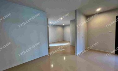 For Sale: Modern Detached House – Living Loft Style, Lam Luk Ka Khlong 9 | Premium Quality, Spacious Layout, Ready to Move In