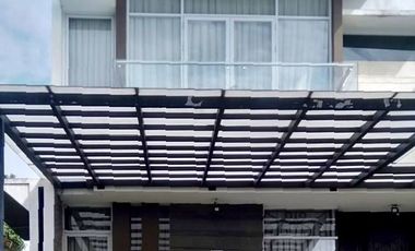 Jual CEPAT Rumah CANTIK Full Furnished dekat Tol PASTEUR dan Gegerkalong Bandung