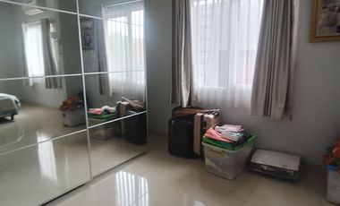 Jual CEPAT Rumah CANTIK Full Furnished dekat Tol PASTEUR dan Gegerkalong Bandung