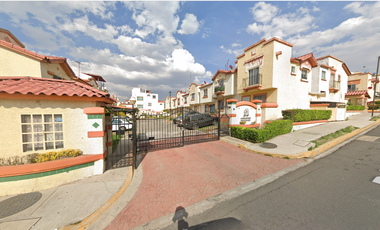 CASA EN CALLE BIZANTINO, VILLA DEL REAL, OJO DE AGUA, ESTADO DE MÉXICO ¡NO CRÉDITOS!