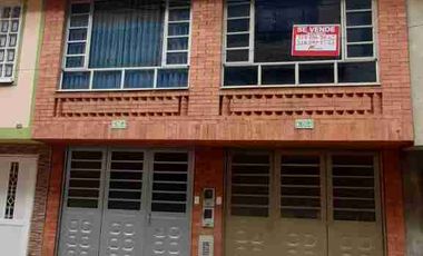 Venta de Casa en Engativa Sector Centauros PERMUTO