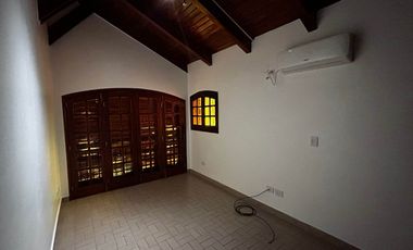 HERMOSA CASA CENTRICA 3 DORMITORIOS