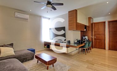 Casa en Venta en Cancún en Residencial Lagos del sol a pié de lago con 3 Rec