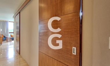 Casa en Venta en Cancún en Residencial Lagos del sol a pié de lago con 3 Rec