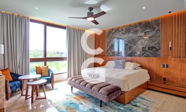 Casa en Venta en Cancún en Residencial Lagos del sol a pié de lago con 3 Rec