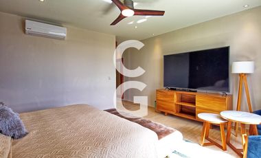 Casa en Venta en Cancún en Residencial Lagos del sol a pié de lago con 3 Rec