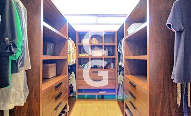 Casa en Venta en Cancún en Residencial Lagos del sol a pié de lago con 3 Rec