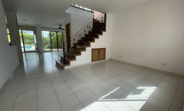 Casa Campestre en arriendo en Cerritos