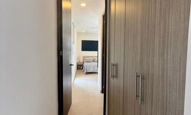 Casa en Venta en Esquina de 4 Recámaras con Paneles en Botánico Residencial