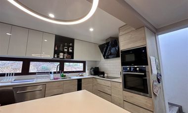 Casa en Venta de 4 dorm. en Valparaíso