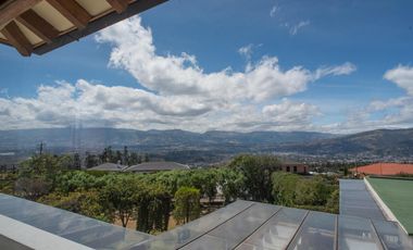 Casa en venta, sector Nayon, Quito