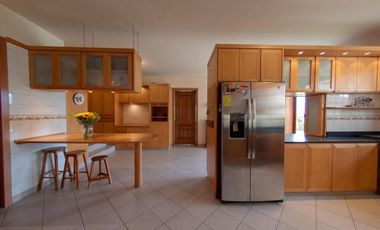 Casa en venta, sector Nayon, Quito