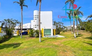 Casa con alberca privada, jardín y acceso al campo de golf. Xcaret 65