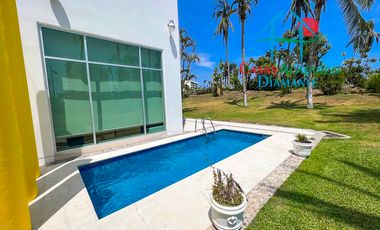 Casa con alberca privada, jardín y acceso al campo de golf. Xcaret 65