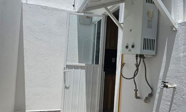 Casa en privada con alberca en Centro de Jiutepec, Morelos.