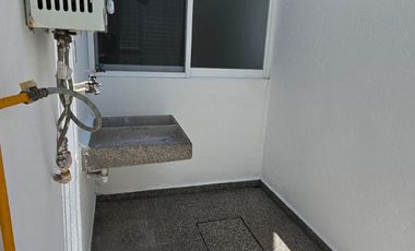 Casa en privada con alberca en Centro de Jiutepec, Morelos.