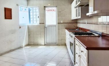 CASA EN VENTA, JARDINES DE BELLAVISTA, TLALNEPANTLA