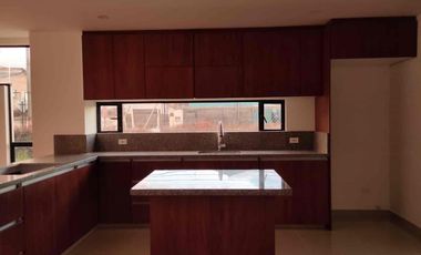 Casa en Chía para estrenar