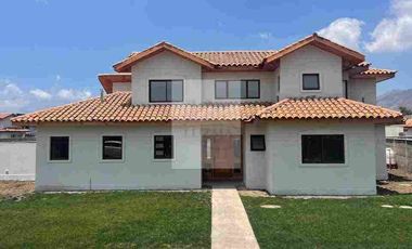 Vendo casa nueva El Golf de Rinconada de Los Andes