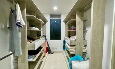 Extraordinaria casa campestre moderna de un solo nivel en Cerritos con lote de 1500 m2. Pereira - Colombia.