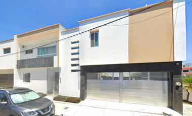 Casa en Venta en Costa de Oro, Boca del Río, Ver. en Calle Cubera # 660