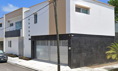 Casa en Venta en Costa de Oro, Boca del Río, Ver. en Calle Cubera # 660