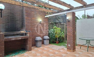 SE VENDE ACOGEDOR DEPTO EN BARRIO RESIDENCIAL DE ÑUÑOA