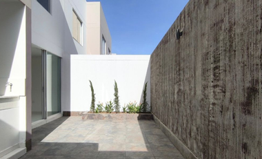 VENTA  CASA CONJUNTO CERRADO  SAKURA SILVER