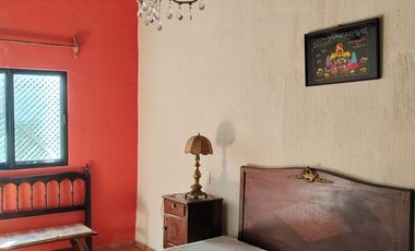 ¡Tu propio paraíso privado en Río Belo! Una planta, 2 habitaciones, 1 baño, jardín enorme a un costado del arroyo