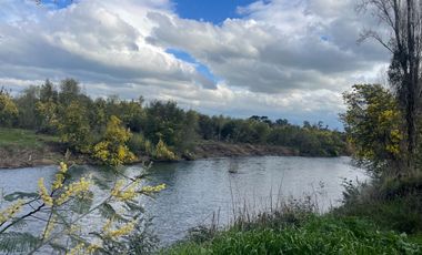 Venta linda parcela 2 hectáreas con cabaña y orilla de Río Cato - Chillán