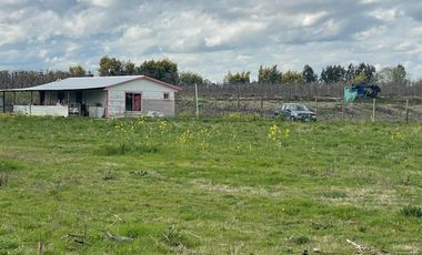 Venta linda parcela 2 hectáreas con cabaña y orilla de Río Cato - Chillán