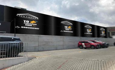 Venta de Centro Comercial con 14 Locales en el Batan, Av. Shyris