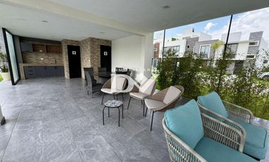 DEPARTAMENTO EN RENTA DE 2 HABITACIONES EN SEGUNDO PISO EN CUAUTLANCINGO CON ALBERCA