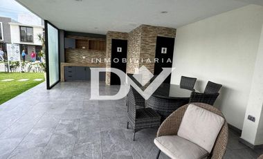 DEPARTAMENTO EN RENTA DE 2 HABITACIONES EN SEGUNDO PISO EN CUAUTLANCINGO CON ALBERCA