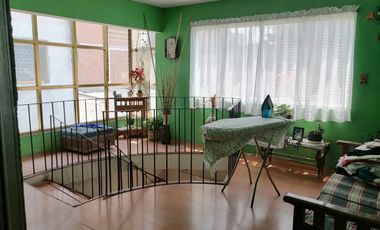 VENDO PROPIEDAD COMO TERRENO, DEL.VENUSTIANO CARRANZA, CD. DE MEXICO