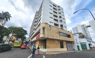 Vendo Apartamento desocupado, 4 ALCOBAS EN EL CENTRO