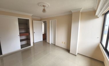 Vendo Apartamento desocupado, 4 ALCOBAS EN EL CENTRO