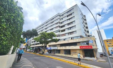 Vendo Apartamento desocupado, 4 ALCOBAS EN EL CENTRO