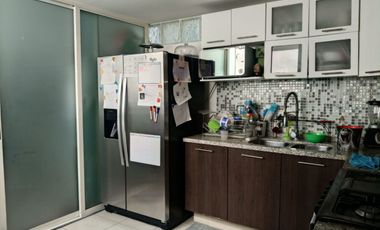 Hermoso departamento en residencial torres burgos.