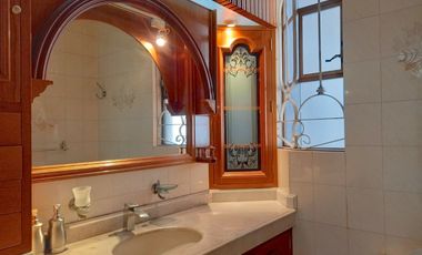 CASA EN RENTA IDEAL PARA OFICINA, SPA, CONSULTORIOS, CASA HABITACION, ETC. CERCA PARQUE METROPOLITANO.