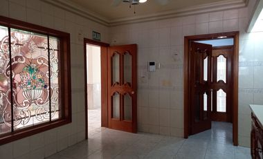 CASA EN RENTA IDEAL PARA OFICINA, SPA, CONSULTORIOS, CASA HABITACION, ETC. CERCA PARQUE METROPOLITANO.