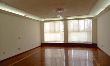 CASA EN RENTA IDEAL PARA OFICINA, SPA, CONSULTORIOS, CASA HABITACION, ETC. CERCA PARQUE METROPOLITANO.