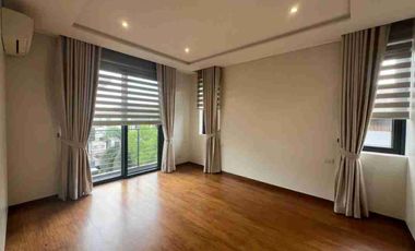 MCKINLEY HILL VILLAGE Taguig Corner Modern House for Lease