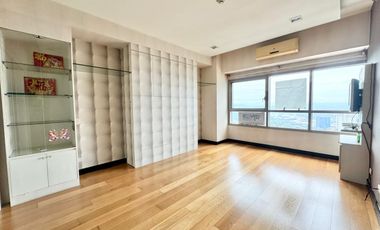 🔆 Rare 3BR Unit for sale with 2 parking slots - The Residences at Greenbelt