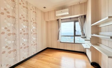 🔆 Rare 3BR Unit for sale with 2 parking slots - The Residences at Greenbelt
